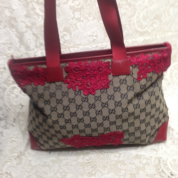 Vintage Gucci Black Mono Red Floral Tote Handbag - Picture 4 of 15